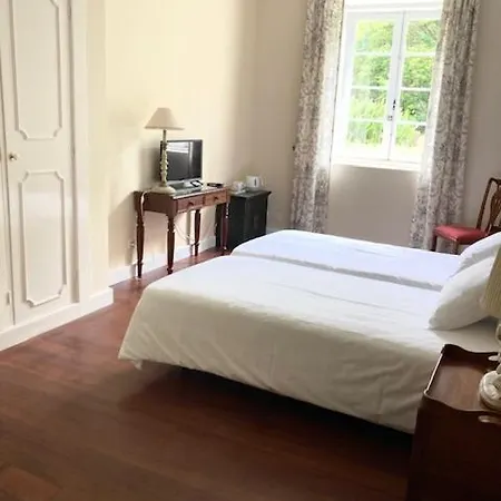 Quinta Palmeiras Bed & Breakfast *