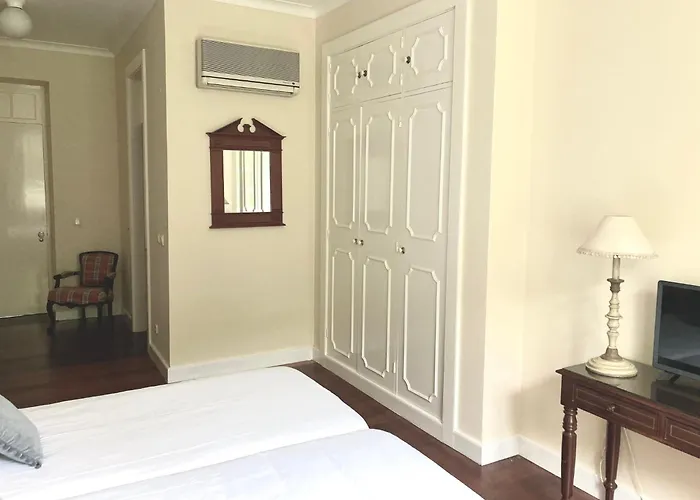 Quinta Palmeiras Bed & Breakfast